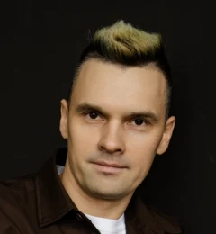 Артём Сенюков
